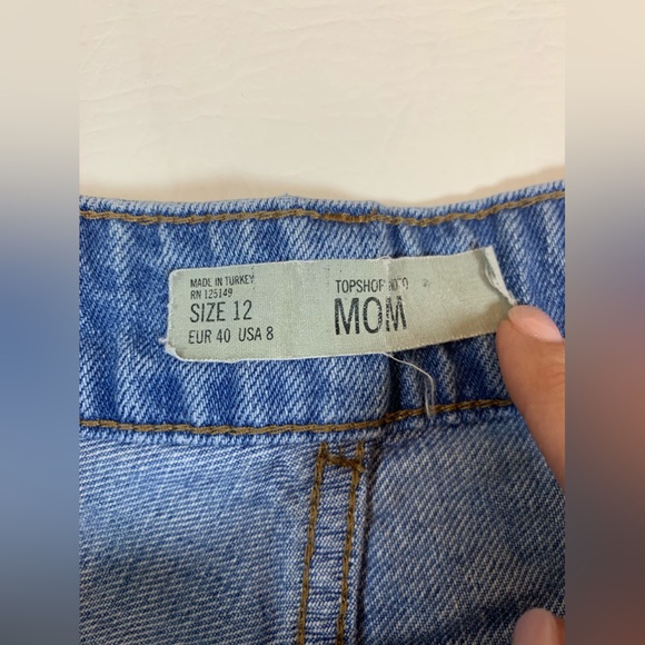 Topshop Mom denim factory distressed shorts, size 12 women’s (i) - Picture 6 of 7